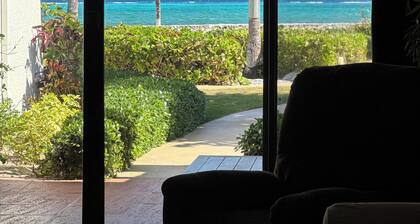 37 askelta merelle! Hiljainen, merinäköala, no-crowd-ranta