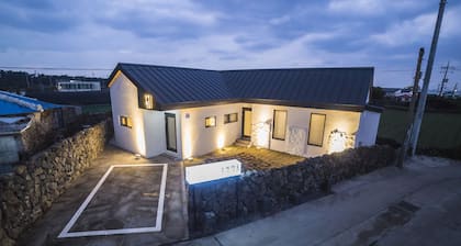 Wooyeon Handong Jeju Private Rental House