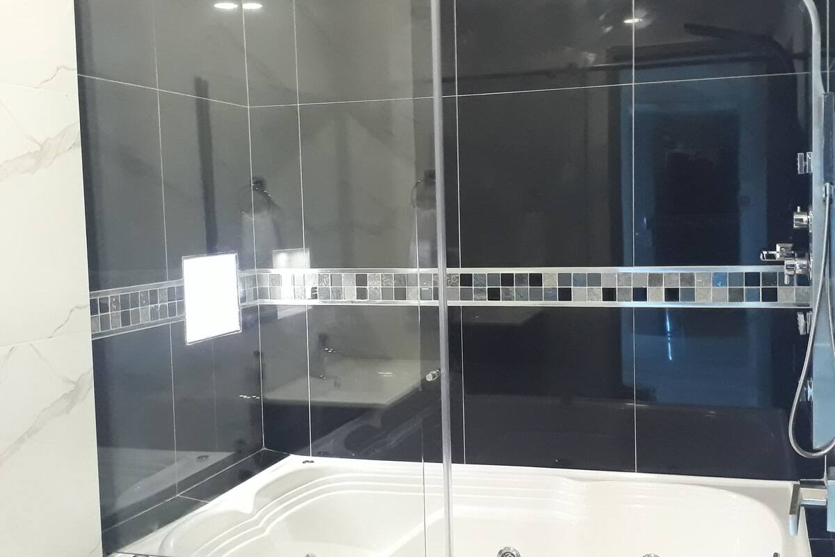 Elite Room, 1 King Bed, Accessible, City View
