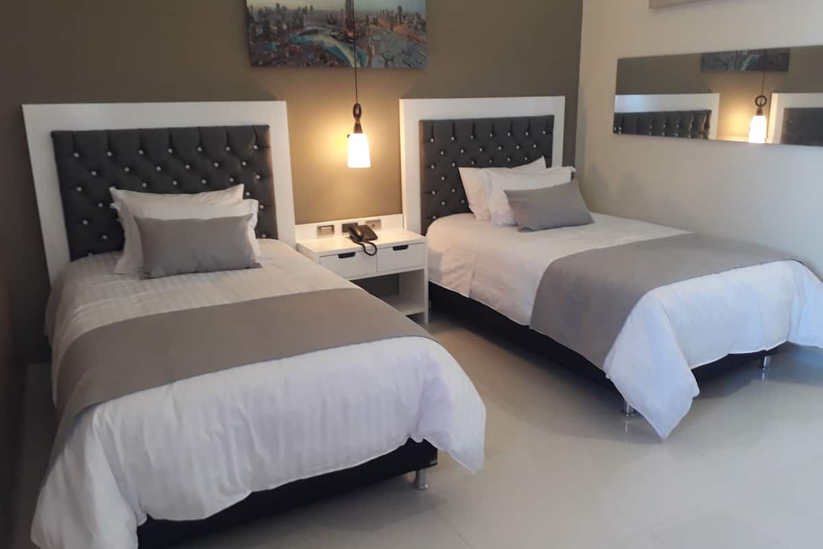 Superior Twin Room, Multiple Beds, Accessible, City View