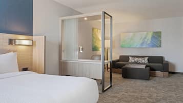 Schreibtisch, Bügeleisen/Bügelbrett, kostenlose Babybetten