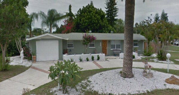 Exterior - Close to Siesta Key (Sarasota)