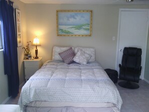 Two Miles to Siesta Key | Blackout drapes, free WiFi, bed sheets - Close to Siesta Key (Sarasota)