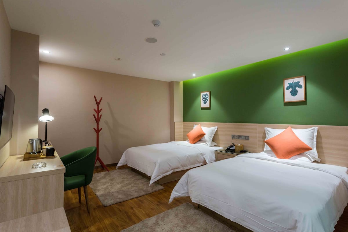 Exclusive Twin Room (Mainland Chinese Citizen Only) | Free WiFi
