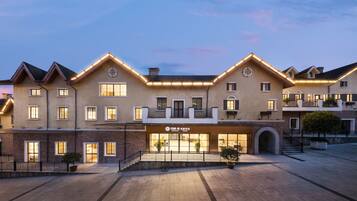 Front of property – evening/night