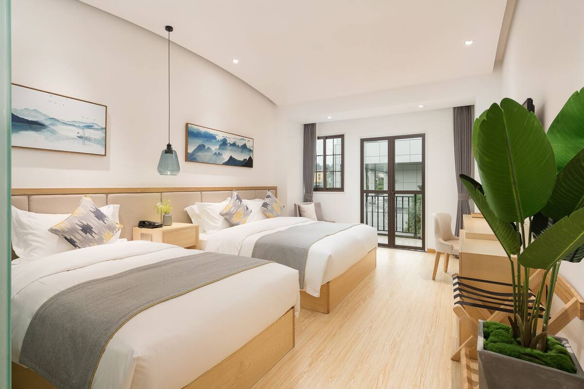 Family Twin Room | Free WiFi