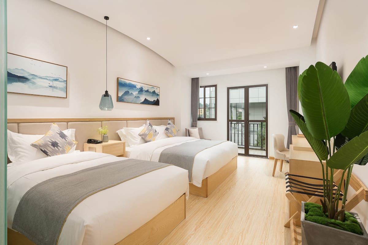 Family Twin Room | Free WiFi