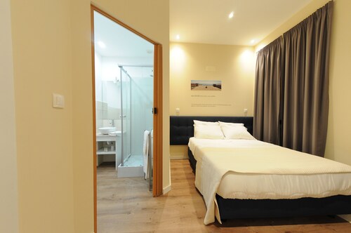 Naya - Downtown Guesthouse