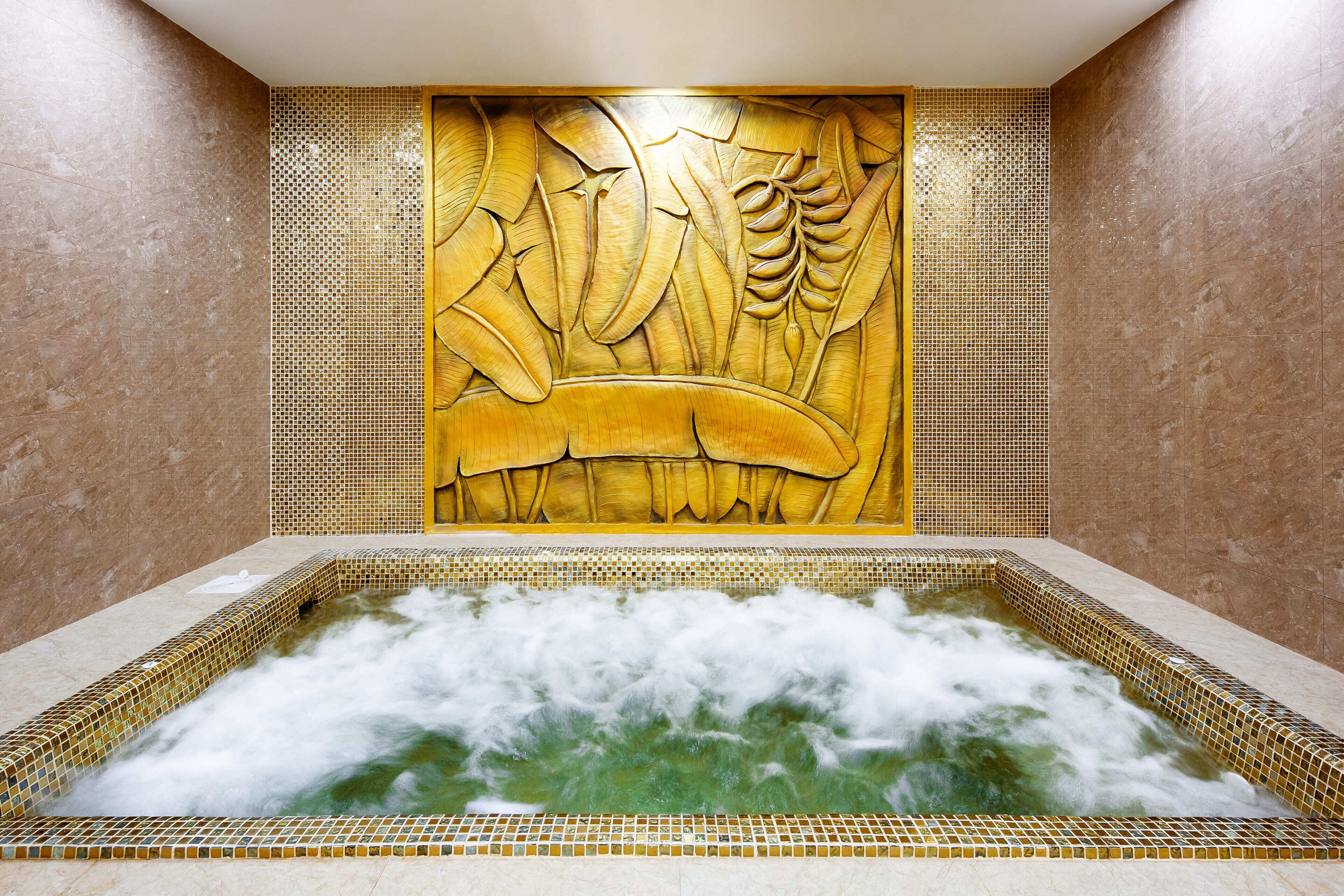 In-room safe, desk, laptop workspace, soundproofing