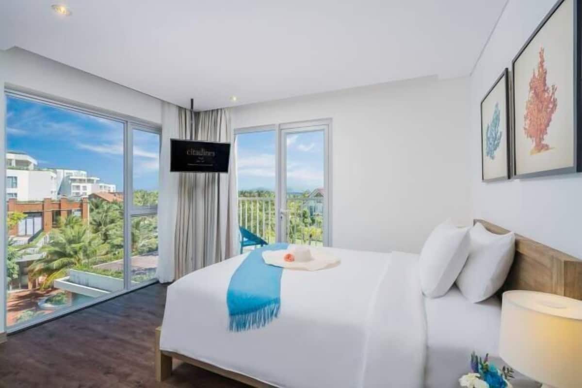 1 bedroom, in-room safe, desk, laptop workspace
