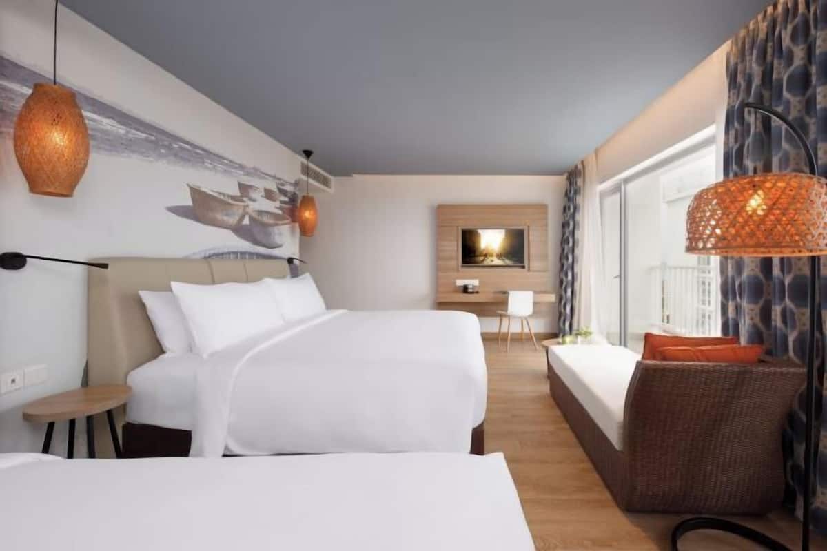 1 bedroom, in-room safe, desk, laptop workspace