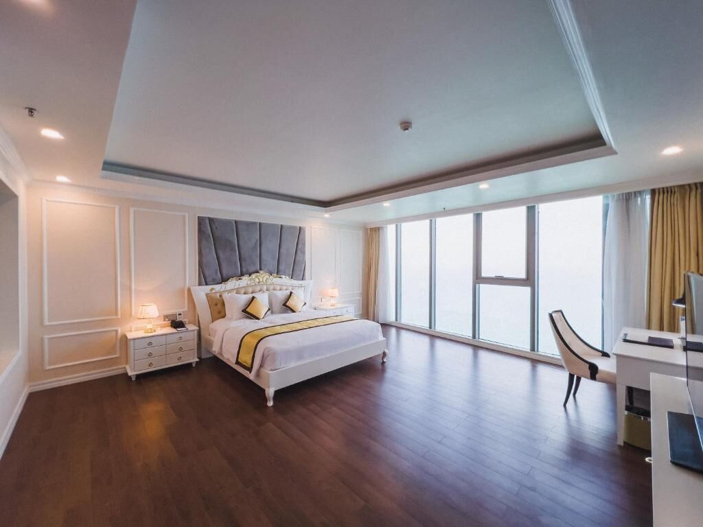 Royal Penthouse, 2 Bedrooms | Minibar, in-room safe, soundproofing, iron/ironing board