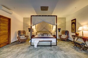 In-room safe, blackout curtains, iron/ironing board, cots/infant beds - Abaca Villas (Seminyak)