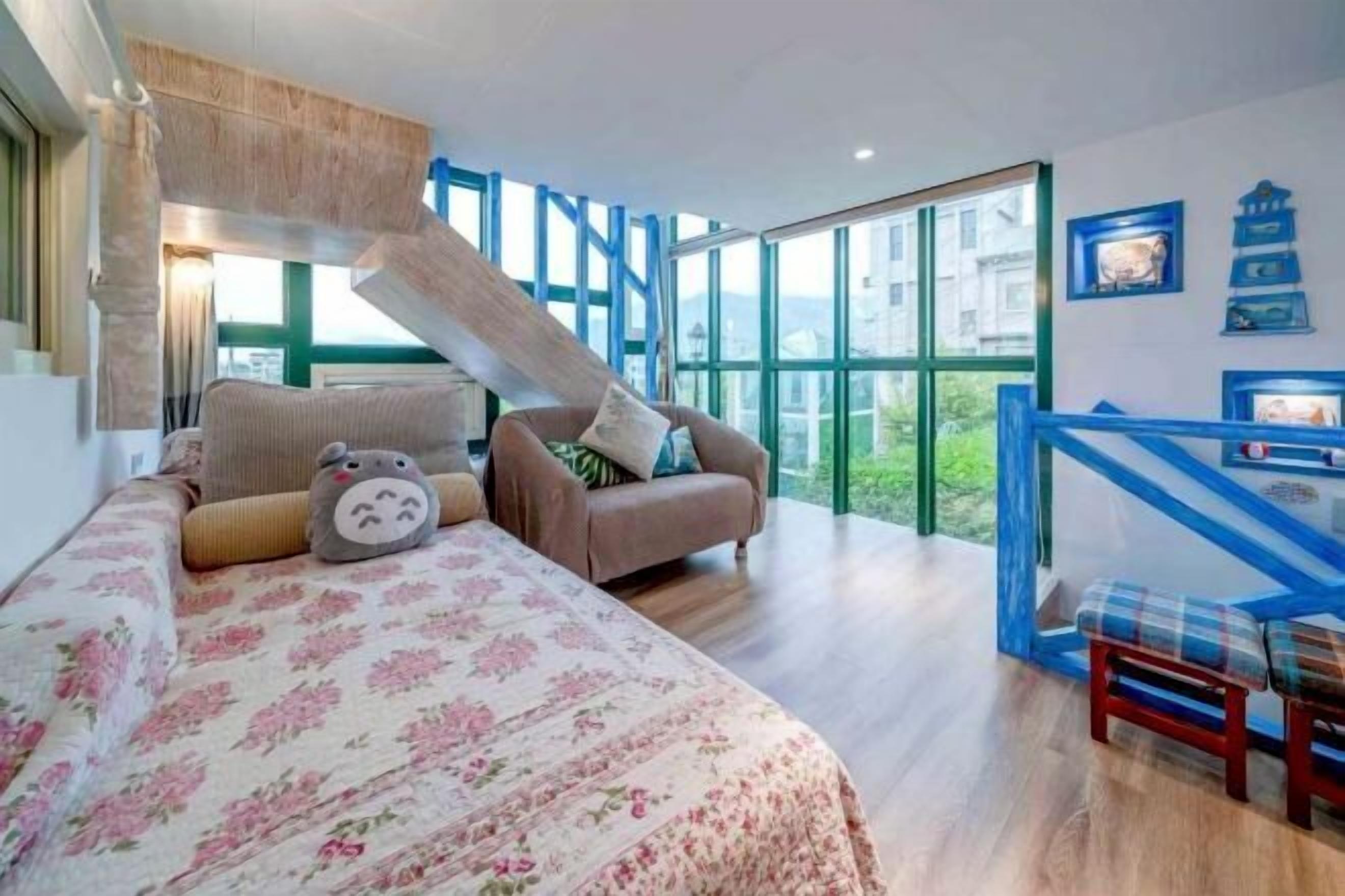 Décoration personnalisée, ameublement personnalisé, bureau