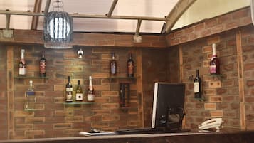 Bar (en la propiedad)