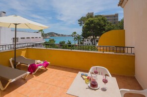 Premium Double Room, Balcony, Sea View | Beach/ocean view