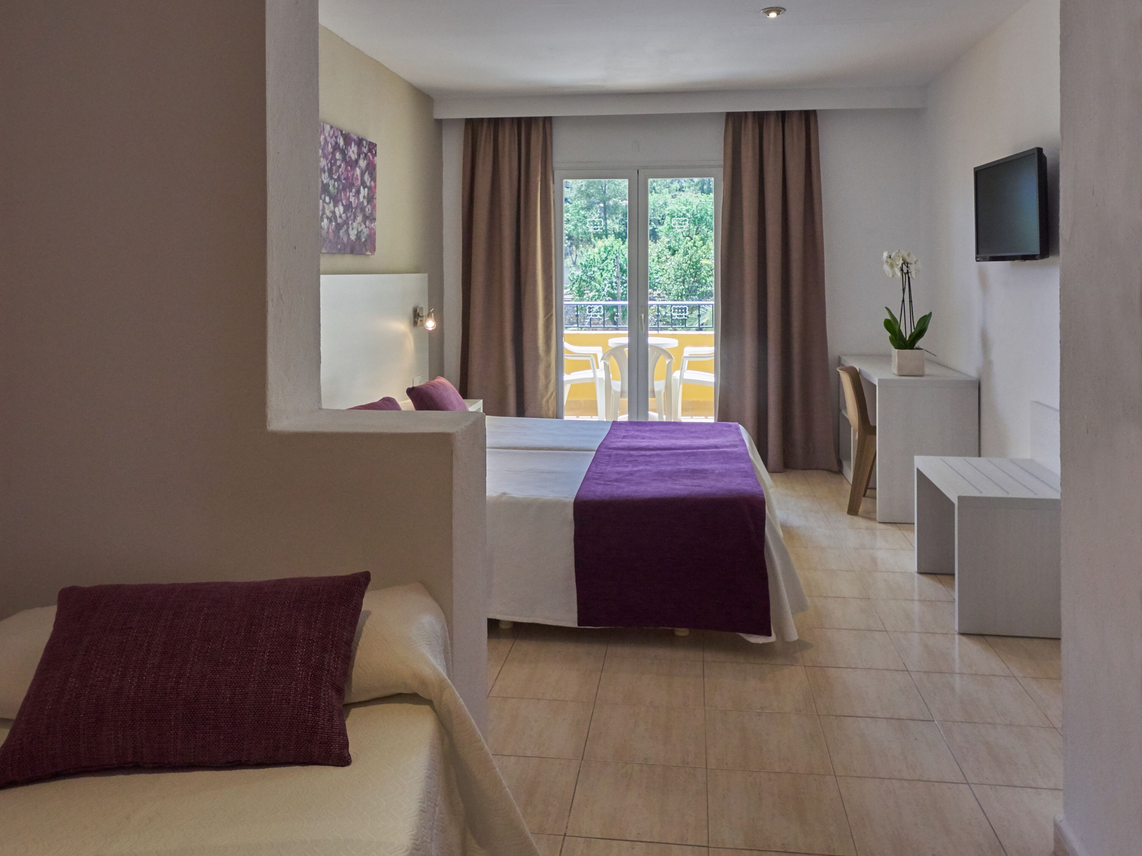 1 Schlafzimmer, Schreibtisch, Verdunkelungsvorhänge