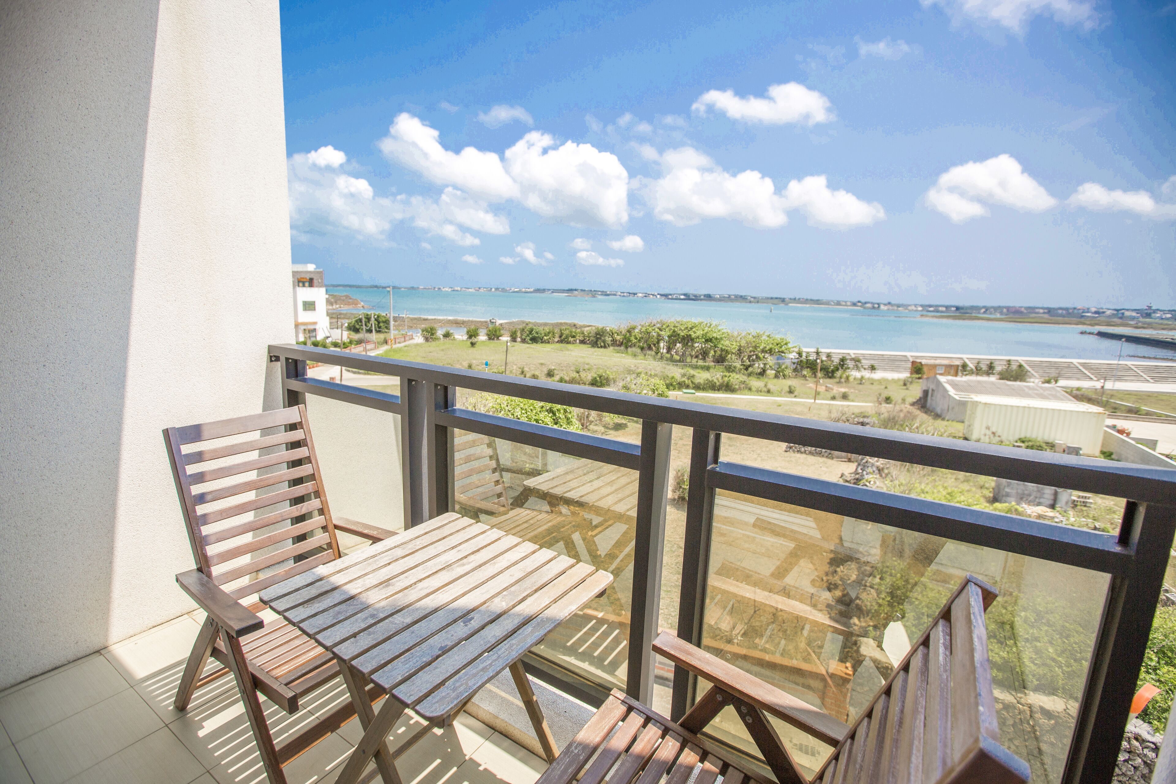 Quarto casal conforto, 1 cama de casal, para não fumantes | Vista para praia/oceano