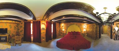 Tweepersoonskamer (Medieval) | Luxe beddengoed, individueel gedecoreerd, individueel gemeubileerd