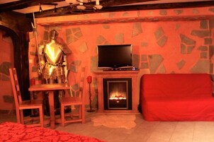 Double Room (Medieval) | Room amenity