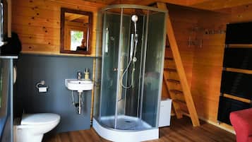 Shower dan handuk