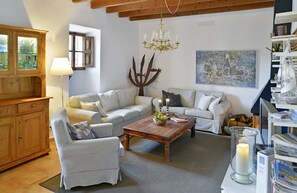 Reception hall - Agroturismo Fincahotel Son Pou AG/322 (Felanitx)