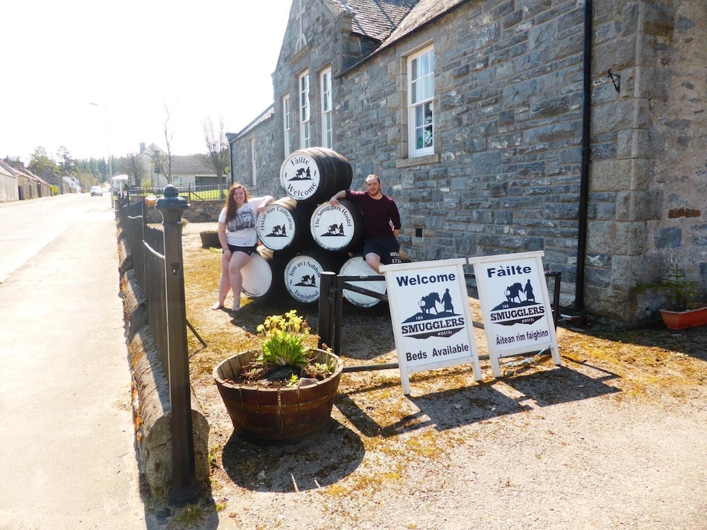 The Smugglers Hostel by null