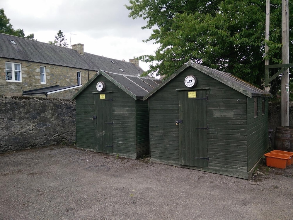 The Smugglers Hostel by null