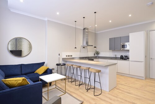 Destiny Scotland Charlotte SQ Apartments