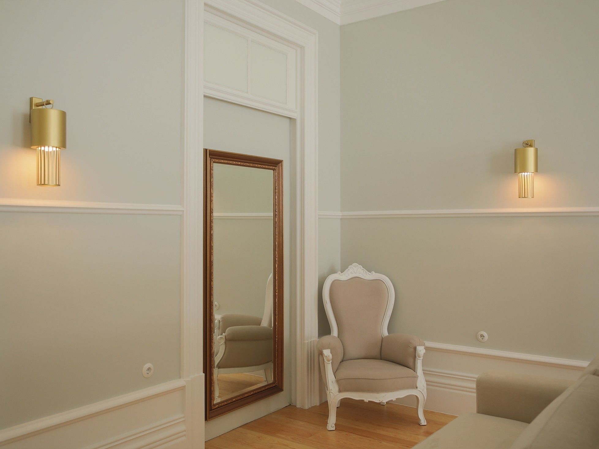 suite, balcony | in-room safe, individually decorated, soundproofing, free wifi