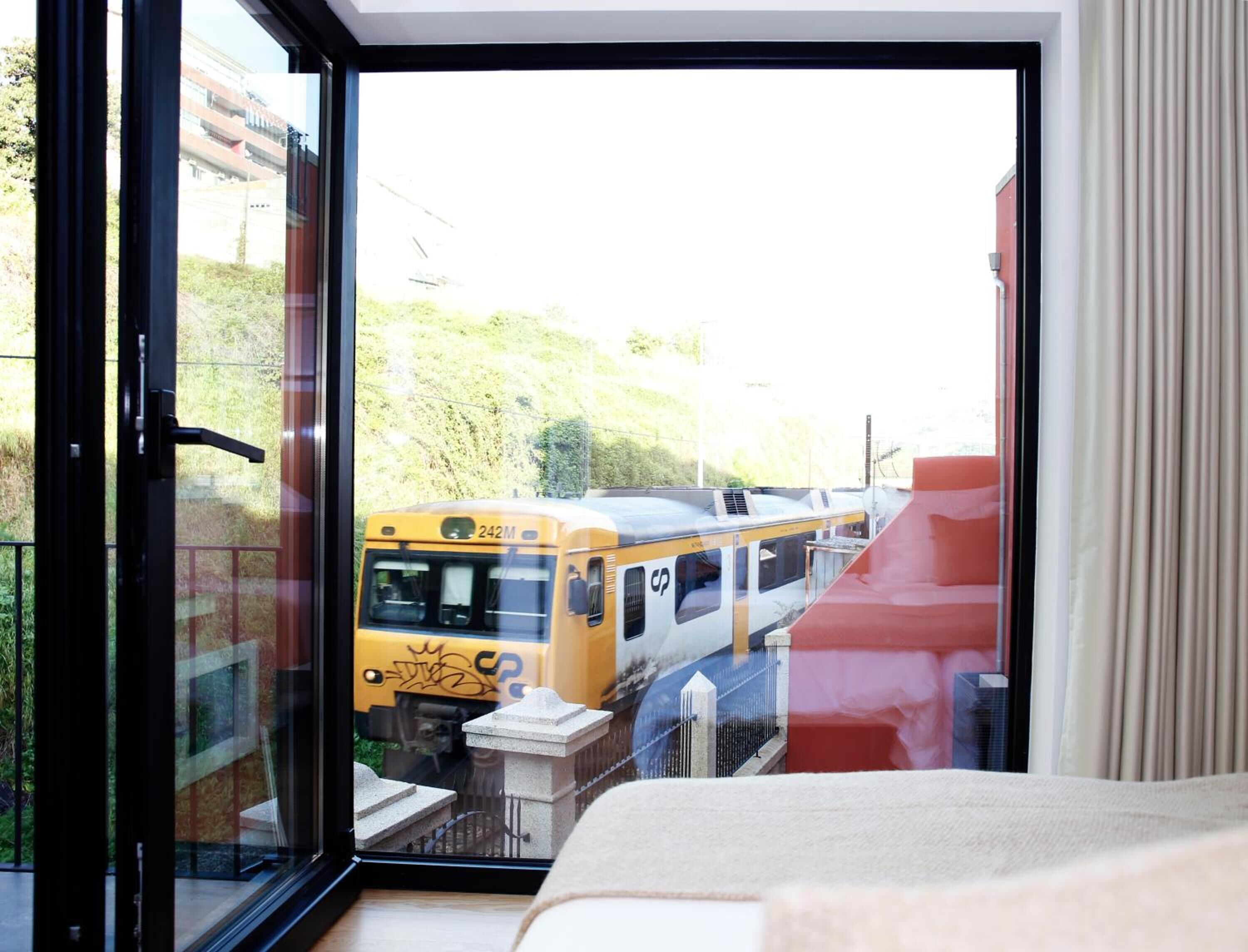 in-room safe, individually decorated, soundproofing, free wifi