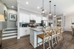 Fridge, microwave, oven, stovetop - Latitude Adjustment Cottage ~ Outdoor Pool, Beach Access + $400 FREE Activities Daily ~ Zoo + More (Gulf Shores)