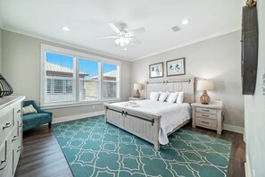 Unclassified image, 5 of 49, button