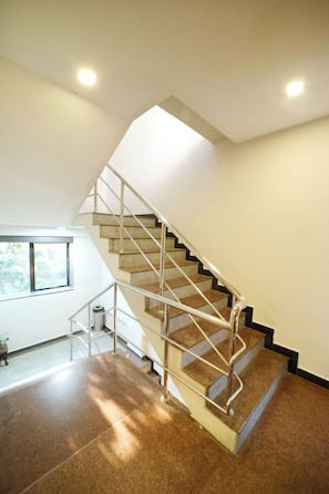 Staircase - Pine Tree Signature (Chennai)