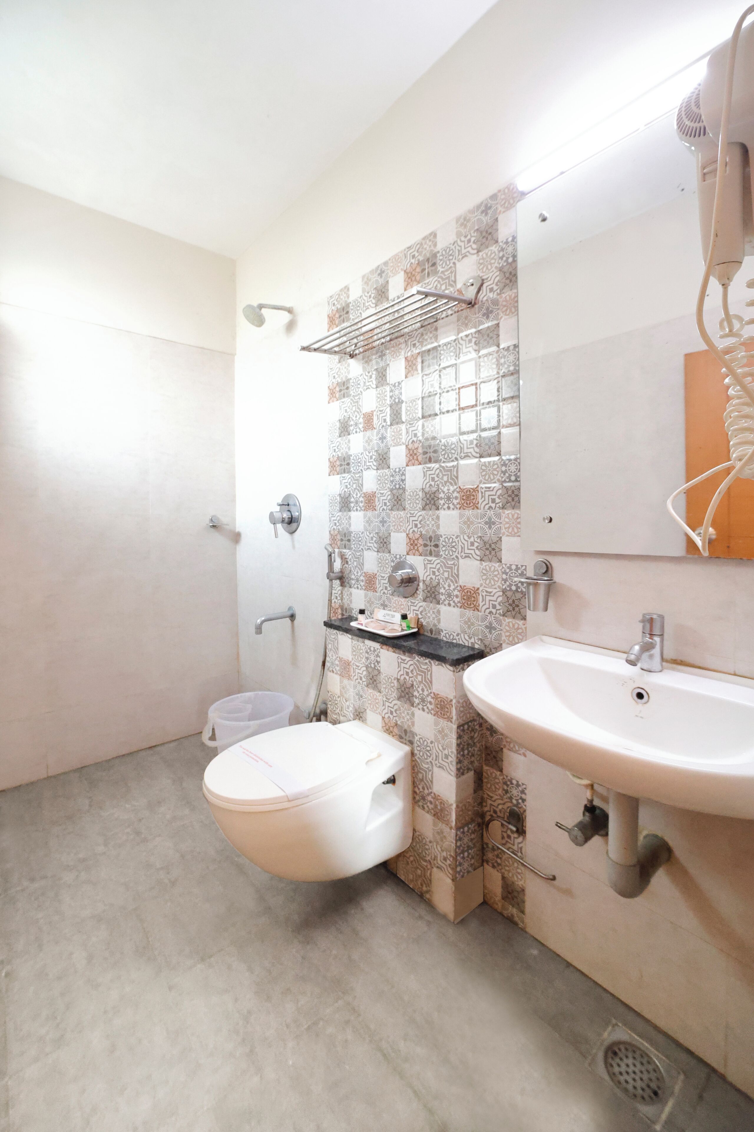 Deluxe Double Room, 1 Double Bed | Bathroom