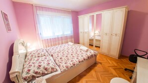 Family Apartment, 2 Bedrooms | 2 bedrooms, in-room safe, desk, soundproofing