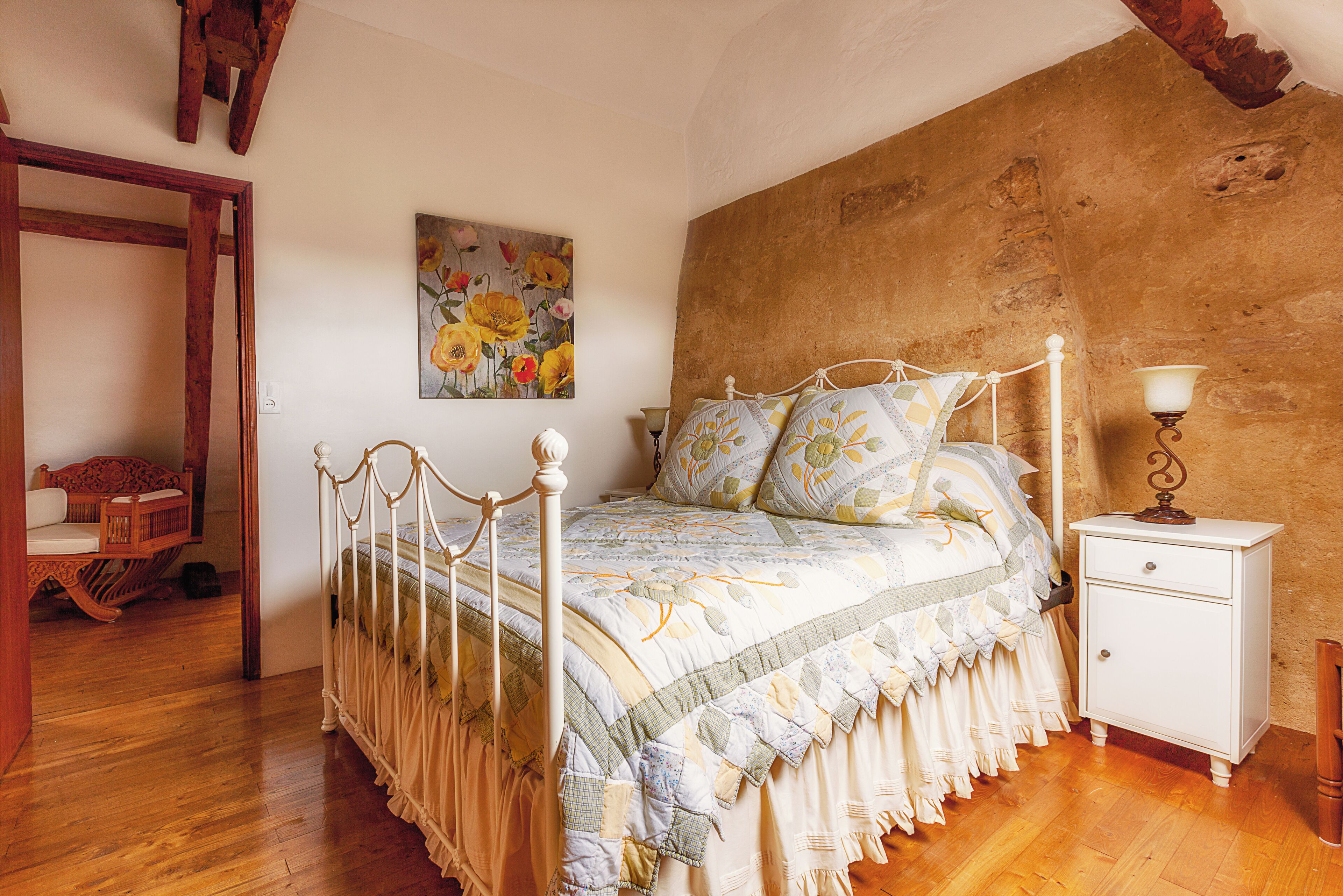 5 chambres, fer et planche à repasser, lit parapluie, Wi-Fi gratuit