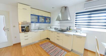 Luxury Apartment in City Center
