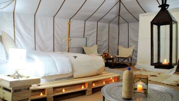 Deluxe Double Room | In-room safe, individually decorated, individually furnished, desk