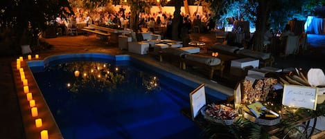 Piscine extérieure