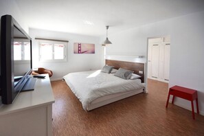 2 chambres, fer et planche à repasser, Wi-Fi, literie fournie