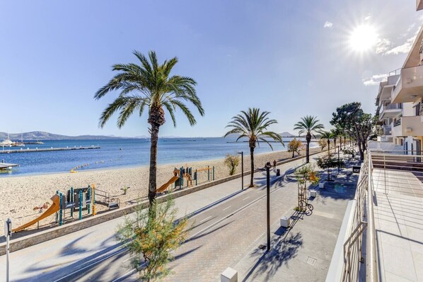 Beach - Brisa Marina for five people front beach (Pollensa)