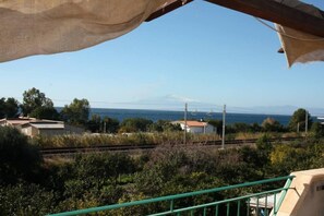Comfort-Apartment, 2 Schlafzimmer, Terrasse (Etna) | Ausblick vom Zimmer