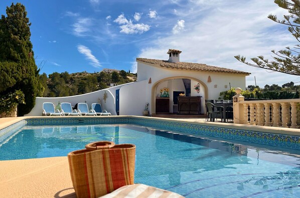 Pool - CASA MORA in Benissa – rustic villa with private pool, garden and views (Benissa)