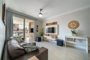 Apartamento | Área de estar | Smart TV