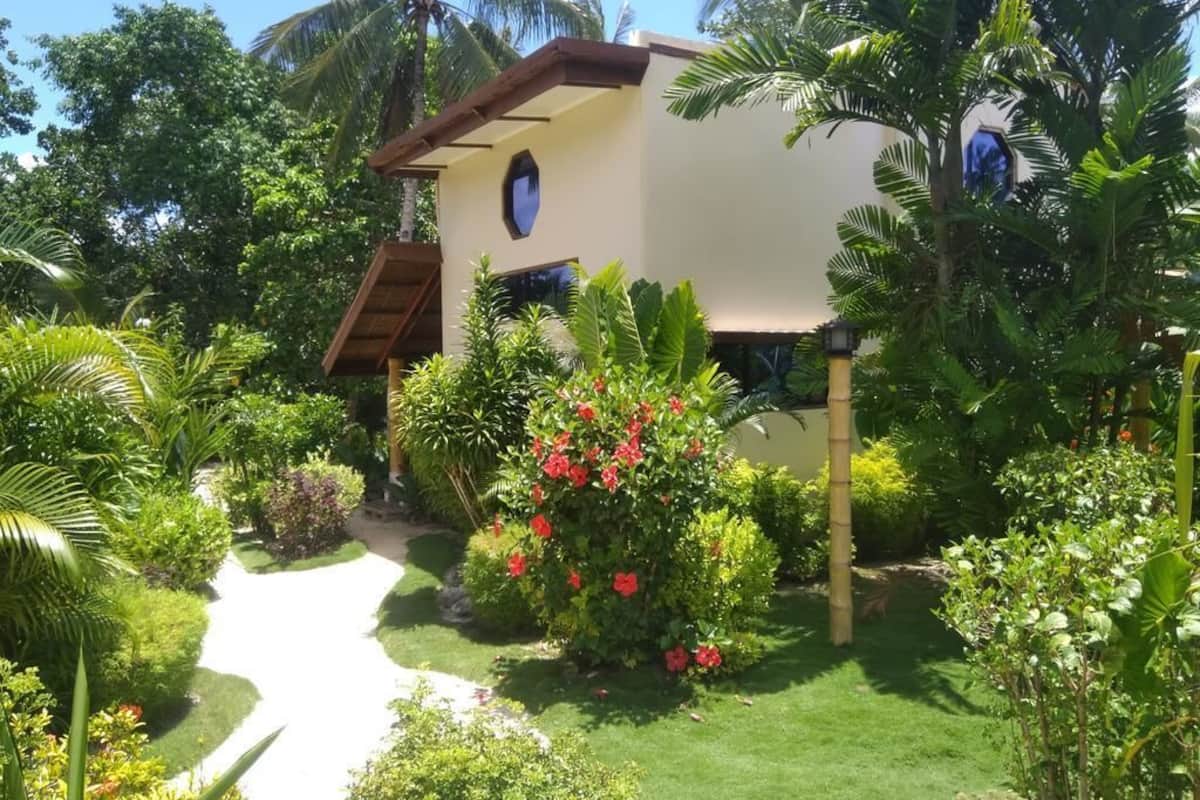 Premier Villa | Premium bedding, minibar, in-room safe, soundproofing
