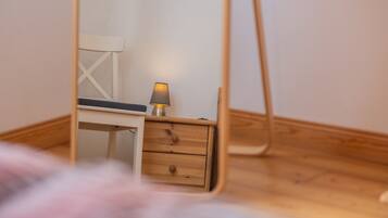 3 Schlafzimmer, Bügeleisen/Bügelbrett, Reisekinderbett, WLAN