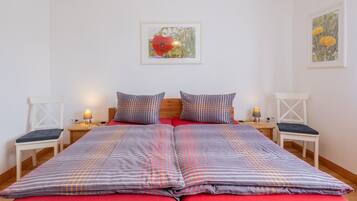 3 Schlafzimmer, Bügeleisen/Bügelbrett, Reisekinderbett, WLAN