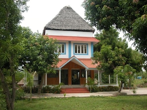 Exterior - Prince Park Farm House (Vanur)