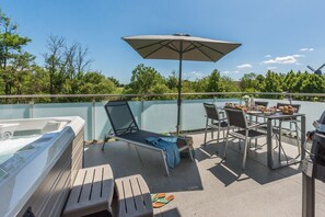 Imagen sin descripción, 5 de 24, botón